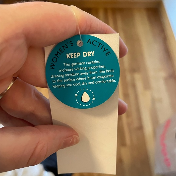 Tank top - Picture 6 of 6